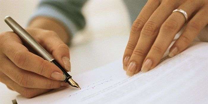 iemand aansprakelijk stellen voor letsel